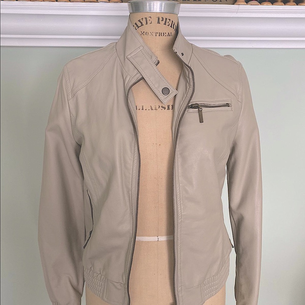 Forever 21 Beige Faux Leather Jacket - Picture 2 of 4